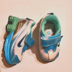 Nike Shocks size 3c